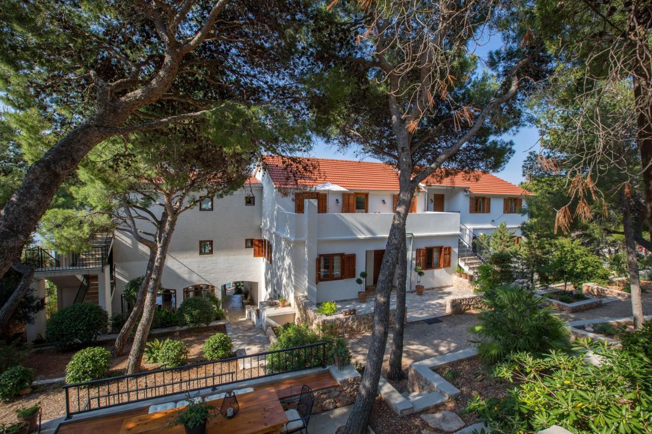 Villa Pod Borom Света Неделя Екстериор снимка